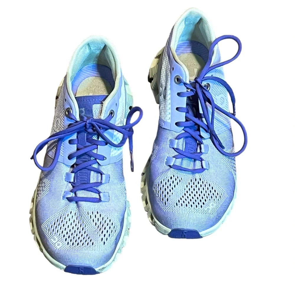 Women’s On Running On Cloud Sneakers Size 5 Purple - Picture 1 of 5